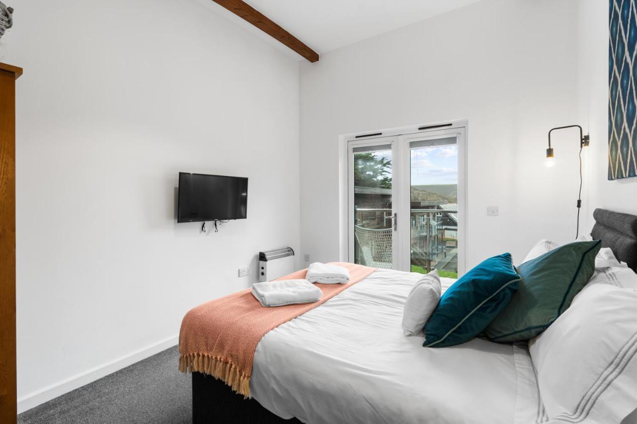 Coppercroft Cottage - Stunning Coastal Home, Walk To Beach, Sleeps 4 Porthtowan ภายนอก รูปภาพ