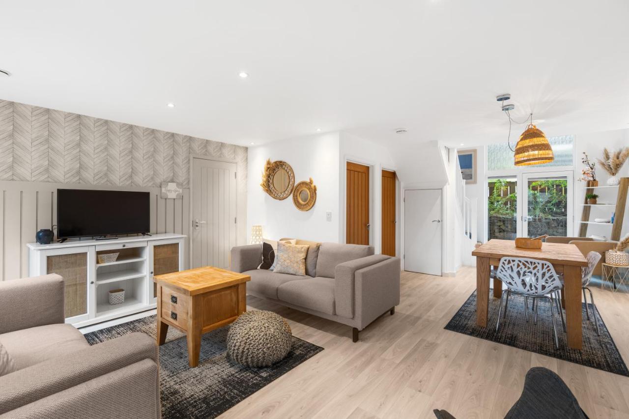 Coppercroft Cottage - Stunning Coastal Home, Walk To Beach, Sleeps 4 Porthtowan ภายนอก รูปภาพ